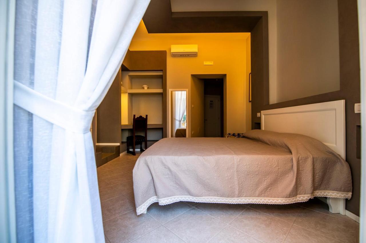 Mercatello Bed And Breakfast Naples Exterior photo